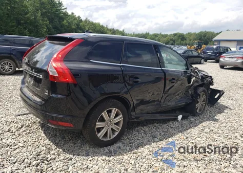2016 Volvo Xc60 T5 Premier из США, поврежденный, VIN YV4612RK6G2785501
